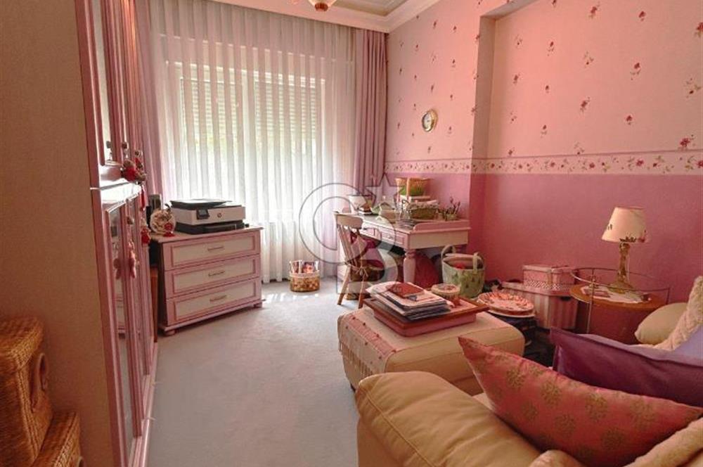 TÜTÜNCÜ MEHMET EFENDİ CAD. ÜZERİNDE 4+1 KÖŞE KONUMLU 280 m2 !!!