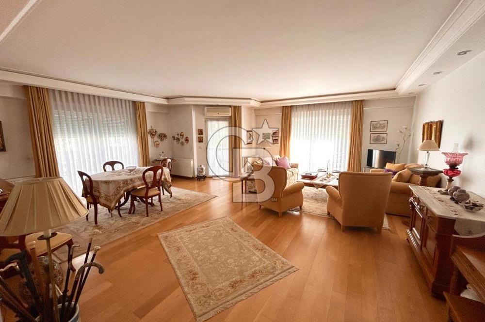 TÜTÜNCÜ MEHMET EFENDİ CAD. ÜZERİNDE 4+1 KÖŞE KONUMLU 280 m2 !!!