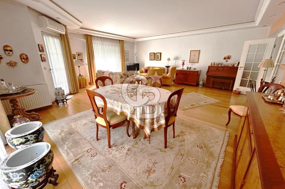 TÜTÜNCÜ MEHMET EFENDİ CAD. ÜZERİNDE 4+1 KÖŞE KONUMLU 280 m2 !!!