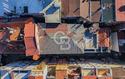 TAKSİM MEYDANA YÜRÜME MESAFESİNDE GENİŞ CEPHELİ KOMPLE BİNA