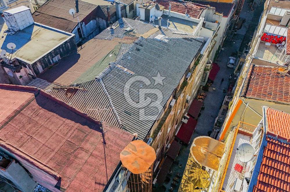 TAKSİM MEYDANA YÜRÜME MESAFESİNDE GENİŞ CEPHELİ KOMPLE BİNA