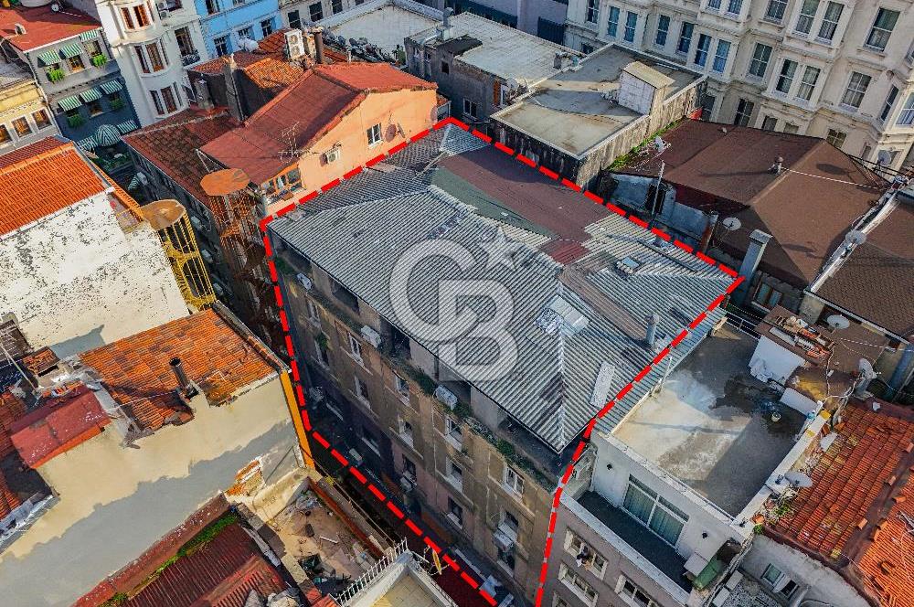 TAKSİM MEYDANA YÜRÜME MESAFESİNDE GENİŞ CEPHELİ KOMPLE BİNA