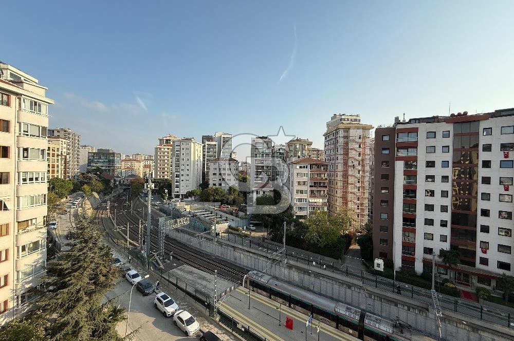 Göztepe Ege Hatboyu’nda Yeni Bina 3+1 105 m² Marmaray'a 1 dk!