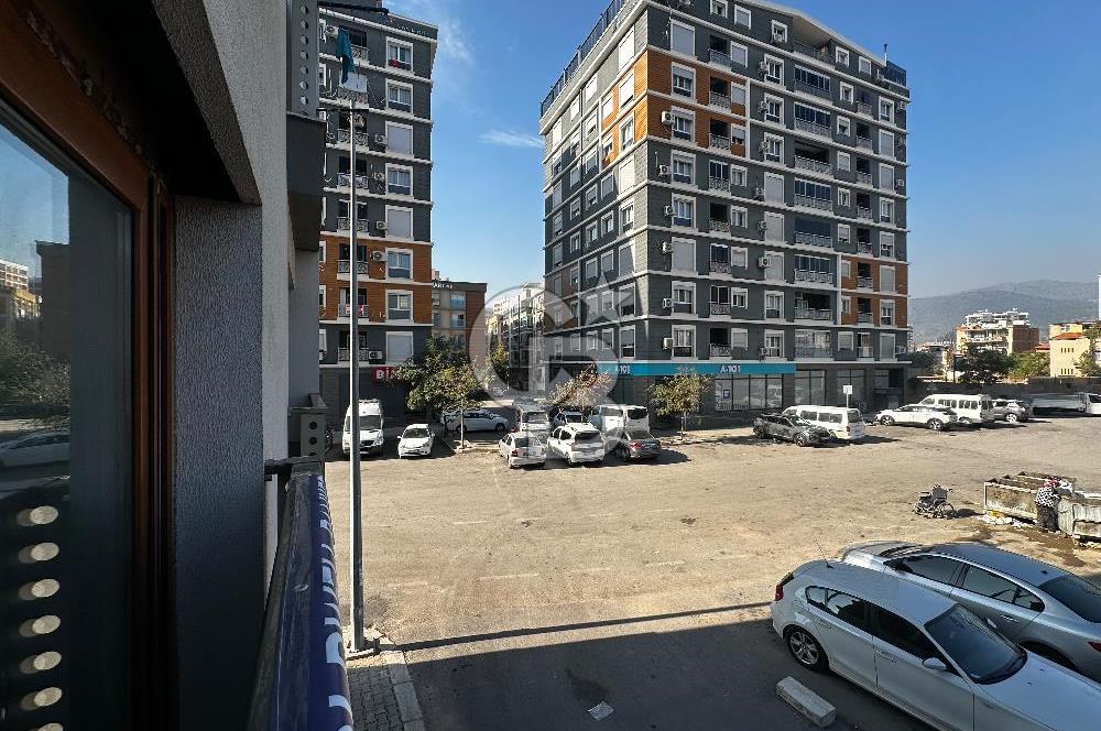 Karşıyaka İmbatlı mahallesi’nde Geniş 2+1 Satılık Lüks Daire 