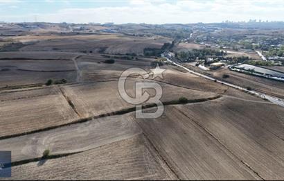 Yeşilbayırda İmara Yakın 2.079 m² Yatırımlık Tarla