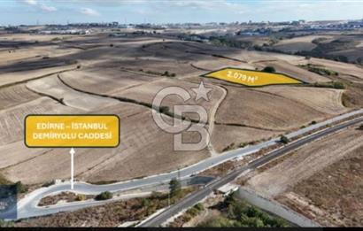 Yeşilbayırda İmara Yakın 2.079 m² Yatırımlık Tarla
