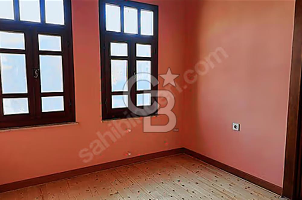 HACI BAYRAM'DA RESTORE EDİLMİŞ KONAK + 2 DÜKKAN