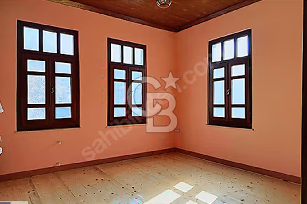 HACI BAYRAM'DA RESTORE EDİLMİŞ KONAK + 2 DÜKKAN