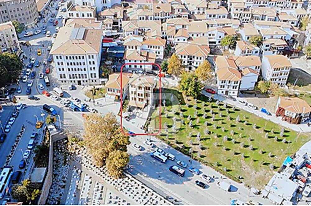 HACI BAYRAM'DA RESTORE EDİLMİŞ KONAK + 2 DÜKKAN