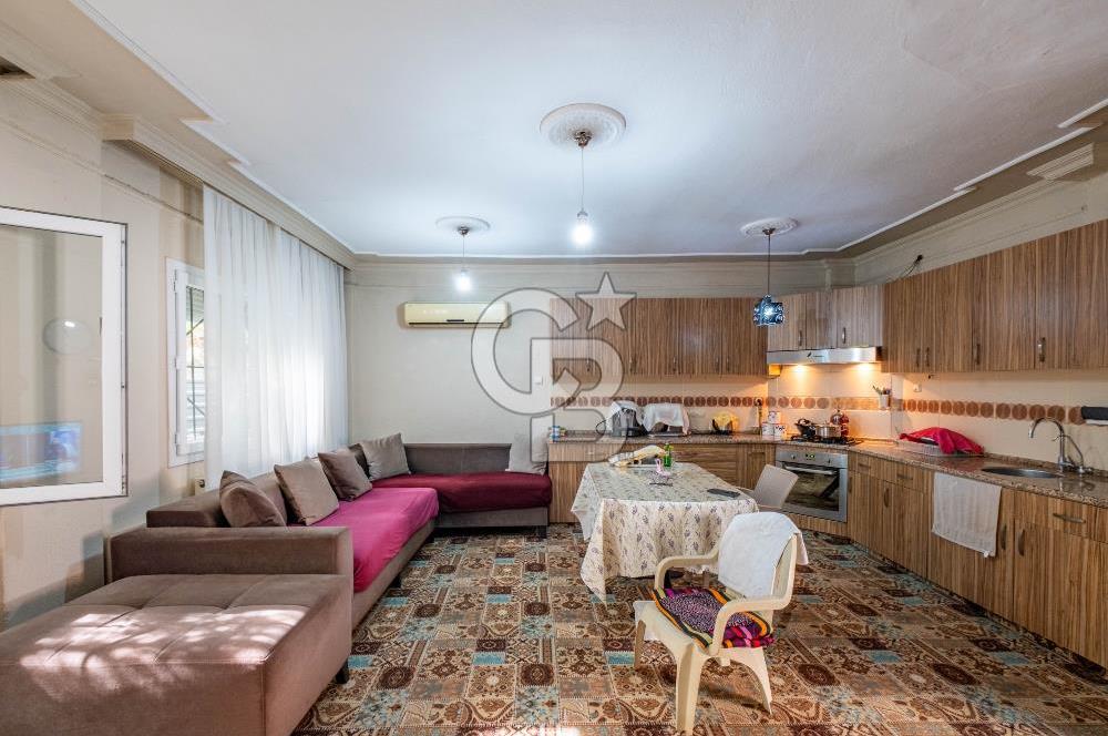 Bornova Point Alışveriş Merkezi Yakını Müstakil Bina