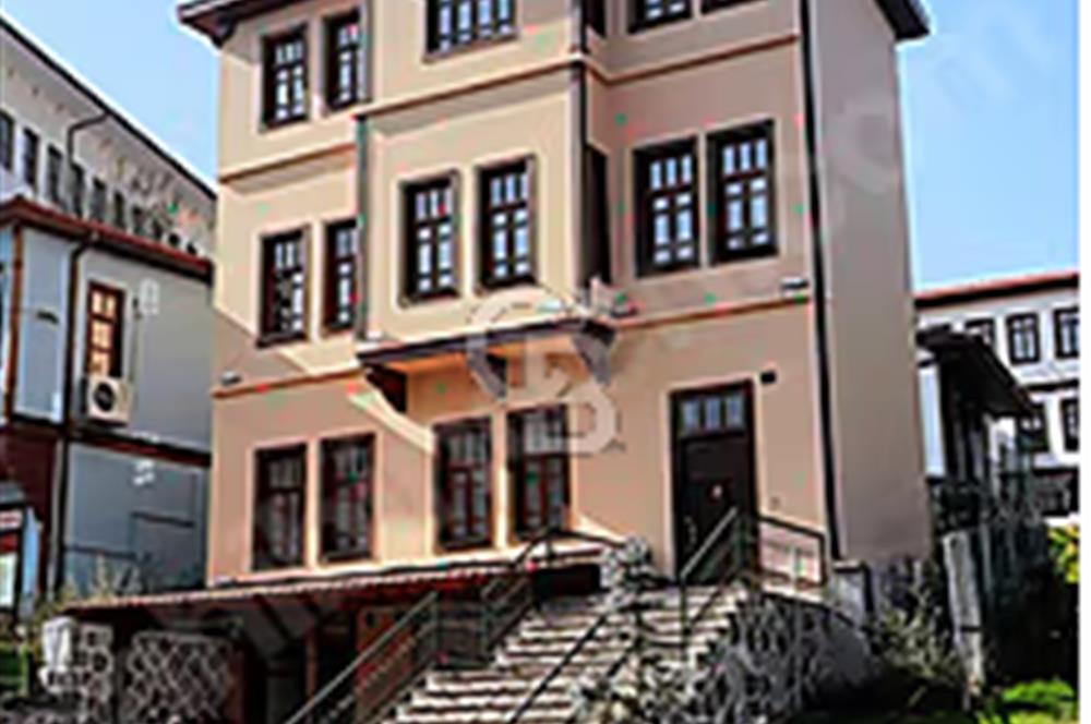 HACI BAYRAM'DA RESTORE EDİLMİŞ KONAK + 2 DÜKKAN