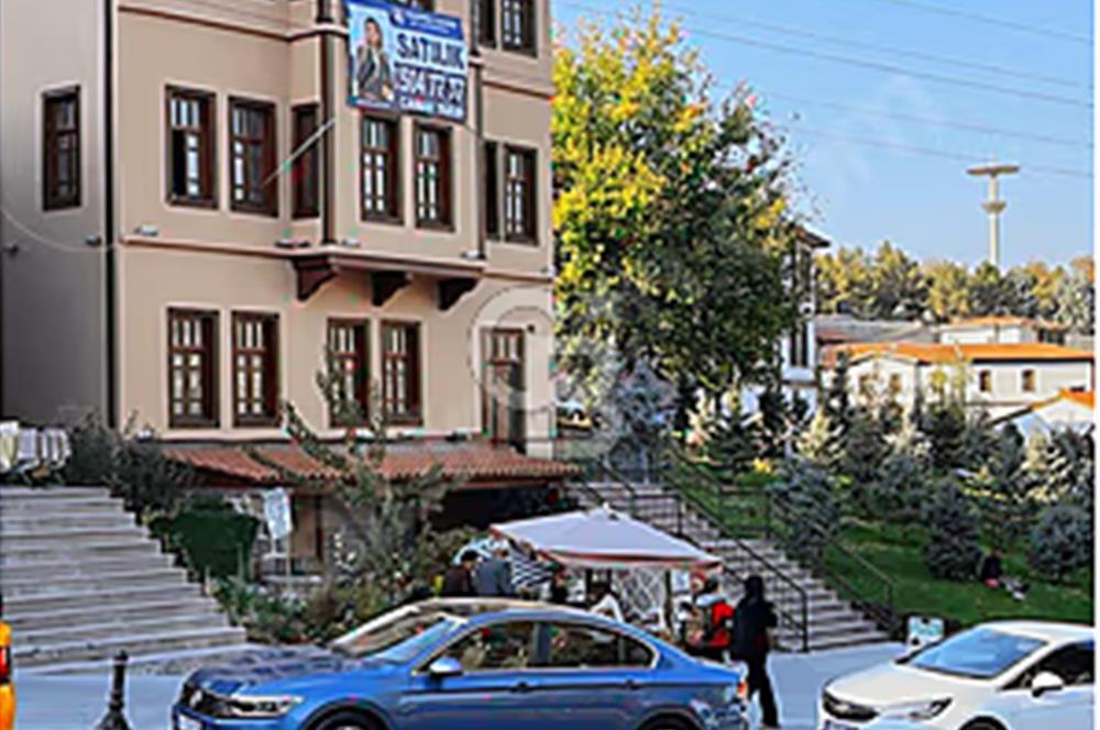 HACI BAYRAM'DA RESTORE EDİLMİŞ KONAK + 2 DÜKKAN