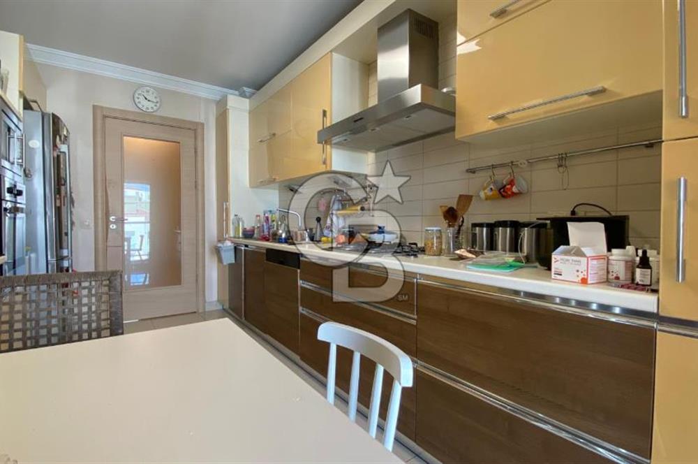 AVRUPA KONUTLARI TEM'DE 4,5+1 168 m² SATILIK DAİRE