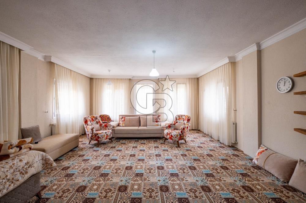 Bornova Point Alışveriş Merkezi Yakını Müstakil Bina