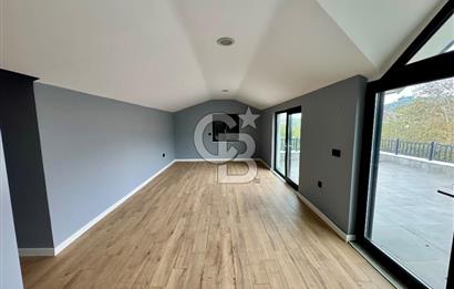 ÇINARCIK KARPUZDEREDE A+ KALİTE HAVUZLU MÜSTAKİL VİLLA