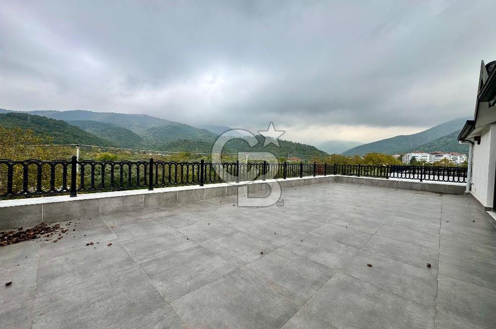 ÇINARCIK KARPUZDEREDE A+ KALİTE HAVUZLU MÜSTAKİL VİLLA