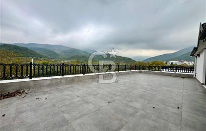 ÇINARCIK KARPUZDEREDE A+ KALİTE HAVUZLU MÜSTAKİL VİLLA