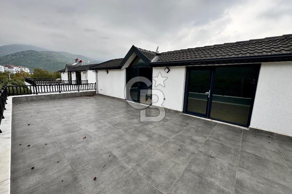 ÇINARCIK KARPUZDEREDE A+ KALİTE HAVUZLU MÜSTAKİL VİLLA