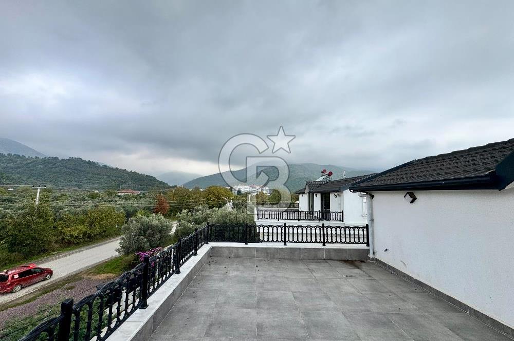 ÇINARCIK KARPUZDEREDE A+ KALİTE HAVUZLU MÜSTAKİL VİLLA