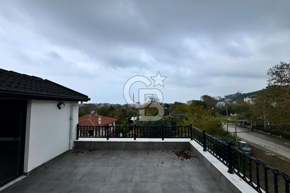 ÇINARCIK KARPUZDEREDE A+ KALİTE HAVUZLU MÜSTAKİL VİLLA