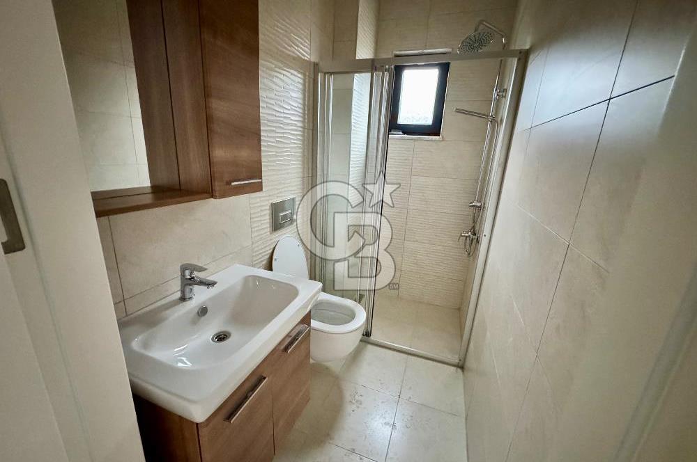 ÇINARCIK KARPUZDEREDE A+ KALİTE HAVUZLU MÜSTAKİL VİLLA