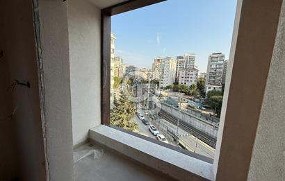 GÖZTEPE'DE SATILIK 4+1 105M2 SIFIR PROJE MARMARAY ÖNÜ