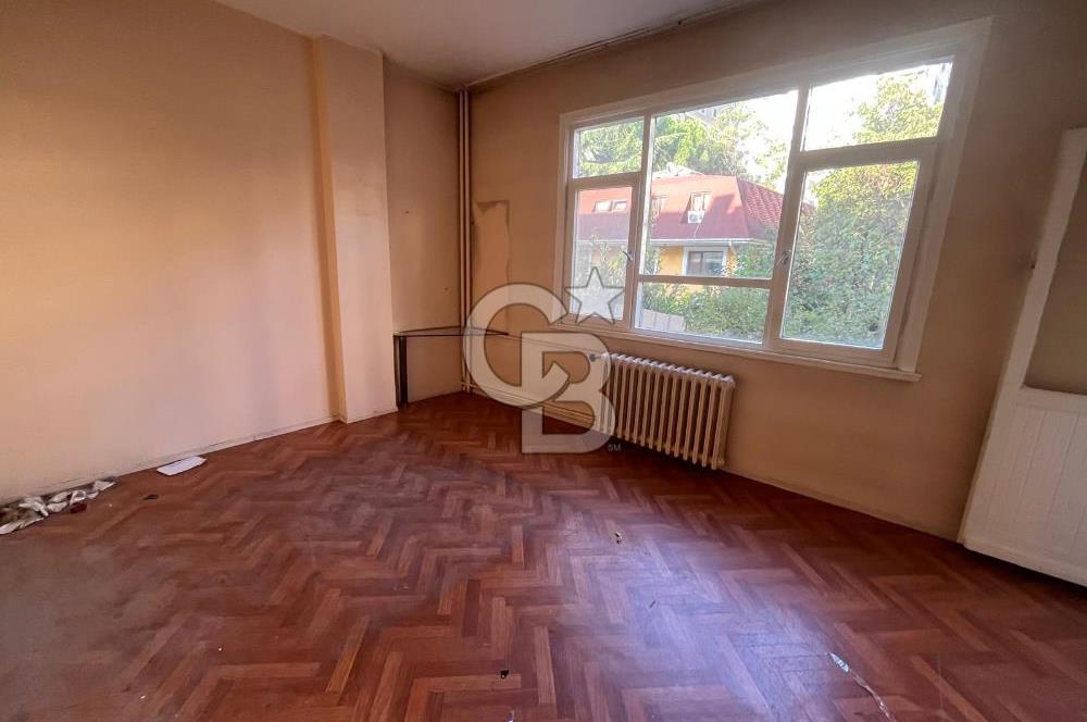 Göztepe Ihlamur Sokak 3+1 Balkonlu