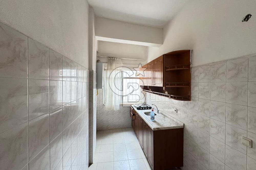 ATAŞEHİRDE AİLE APARTMANINDA, ULAŞIMI KOLAY 2+1 KİRALIK DAİRE