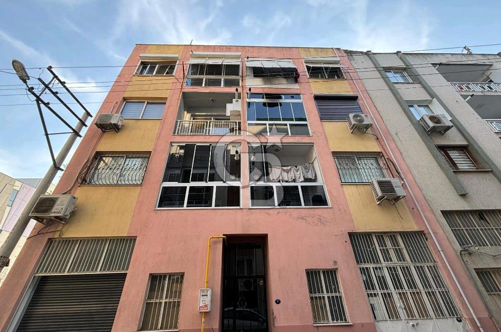 KARŞIYAKA ŞEMİKLER DE SATILIK 2+1 DAİRE