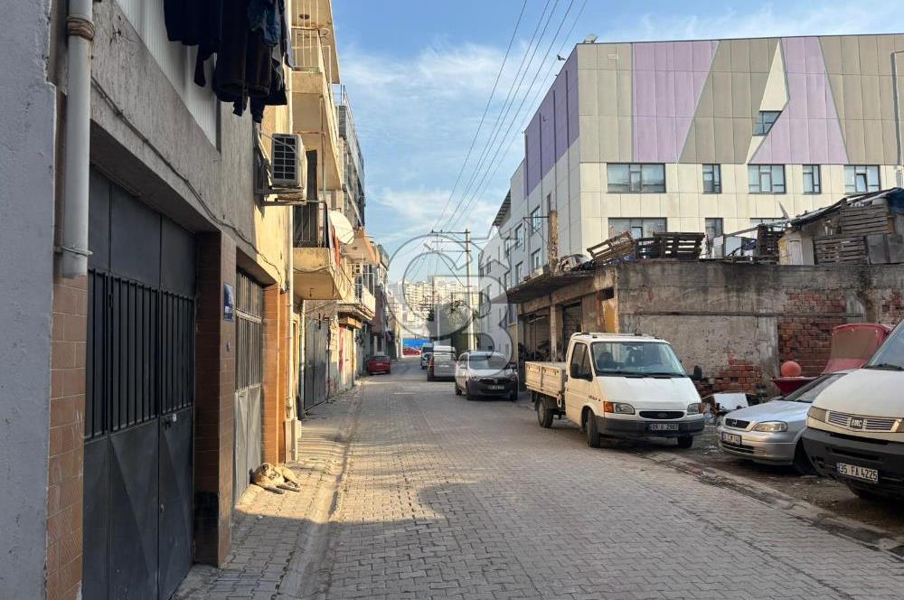 KARŞIYAKA ŞEMİKLER KİRALIK 2+1 DAİRE