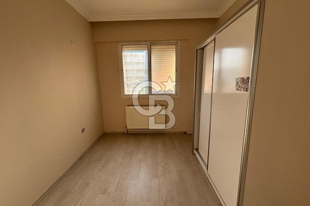 KARŞIYAKA ŞEMİKLER DE SATILIK 2+1 DAİRE