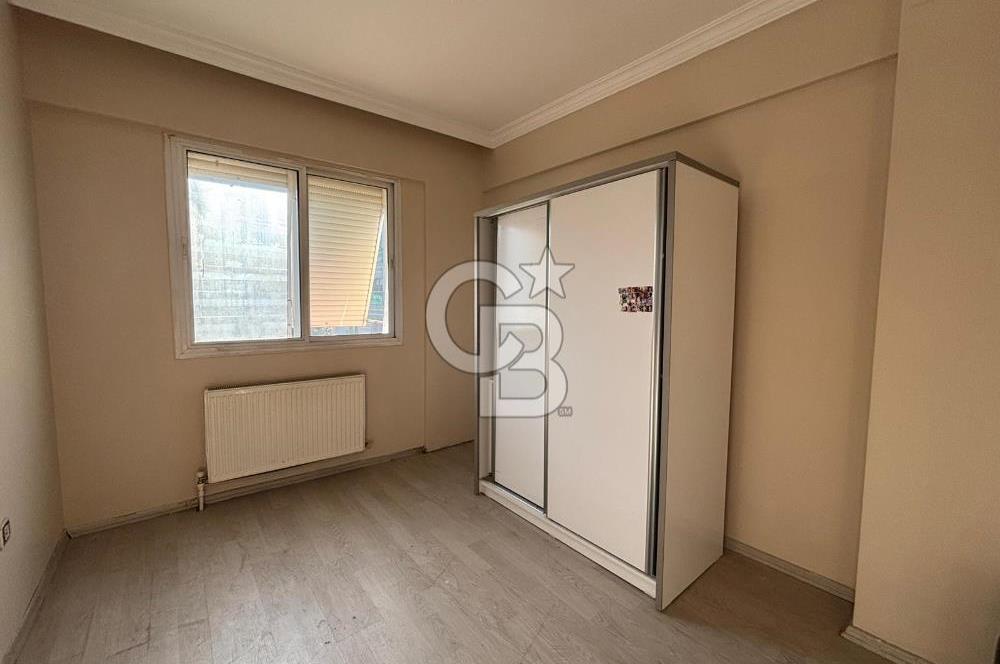 KARŞIYAKA ŞEMİKLER DE SATILIK 2+1 DAİRE