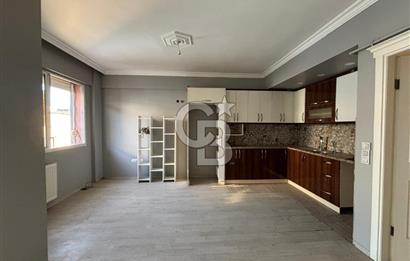 KARŞIYAKA ŞEMİKLER DE SATILIK 2+1 DAİRE