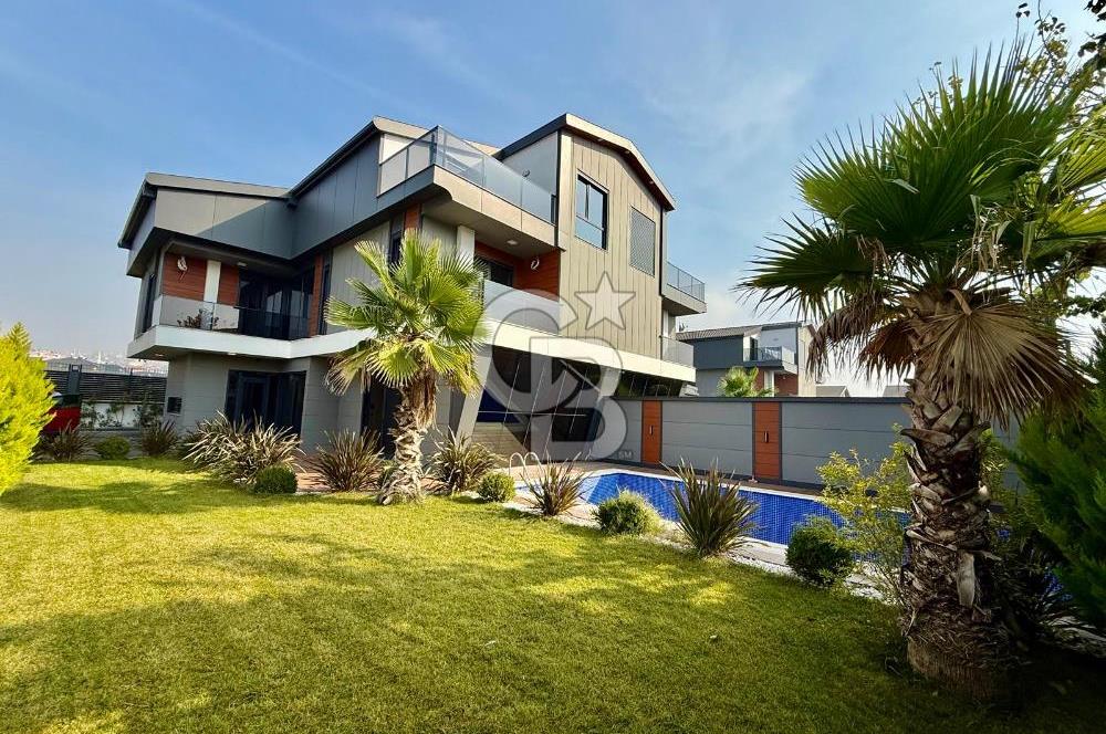 [CB SE7EN]SİTE İÇİNDE MÜSTAKİL HAVUZLU BAHÇELİ 6+2 TRİPLEX VİLLA