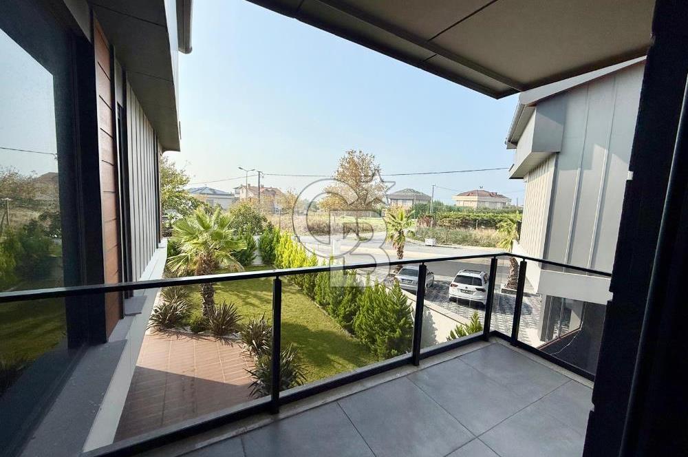 [CB SE7EN]SİTE İÇİNDE MÜSTAKİL HAVUZLU BAHÇELİ 6+2 TRİPLEX VİLLA