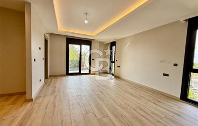 [CB SE7EN]SİTE İÇİNDE MÜSTAKİL HAVUZLU BAHÇELİ 6+2 TRİPLEX VİLLA