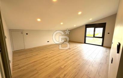 [CB SE7EN]SİTE İÇİNDE MÜSTAKİL HAVUZLU BAHÇELİ 6+2 TRİPLEX VİLLA