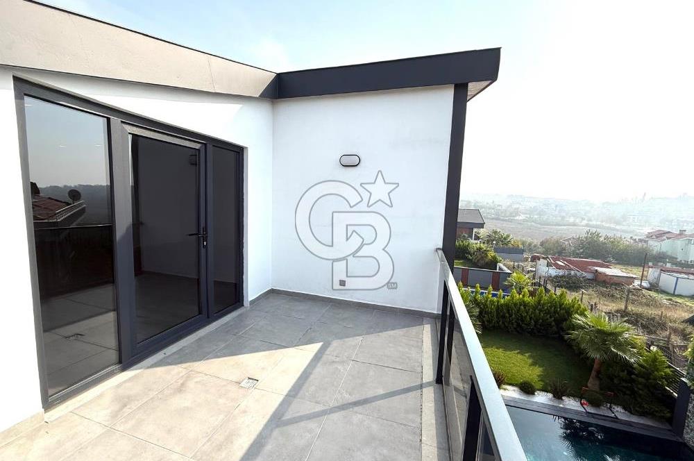 [CB SE7EN]SİTE İÇİNDE MÜSTAKİL HAVUZLU BAHÇELİ 6+2 TRİPLEX VİLLA