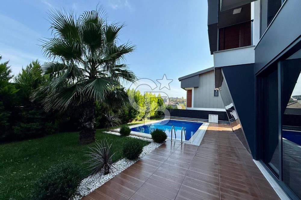 [CB SE7EN]SİTE İÇİNDE MÜSTAKİL HAVUZLU BAHÇELİ 6+2 TRİPLEX VİLLA