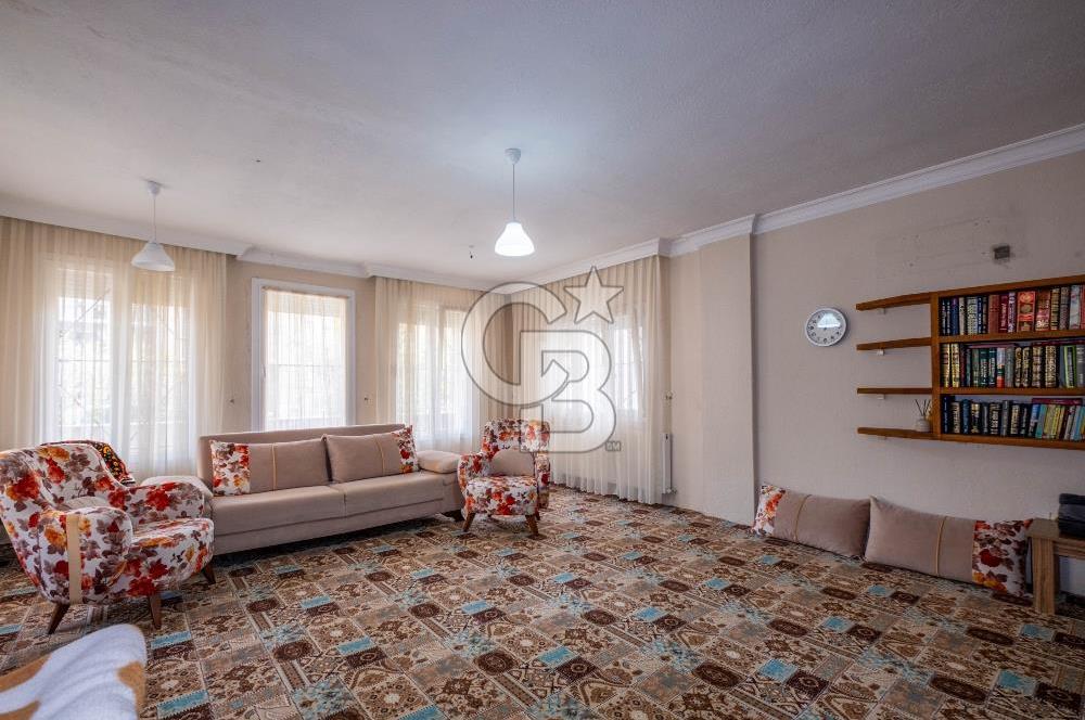 Bornova Point Alışveriş Merkezi Yakını Müstakil Bina