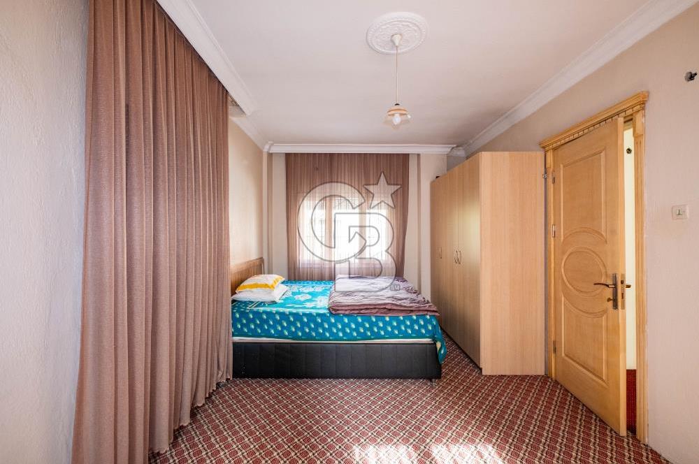 Bornova Point Alışveriş Merkezi Yakını Müstakil Bina