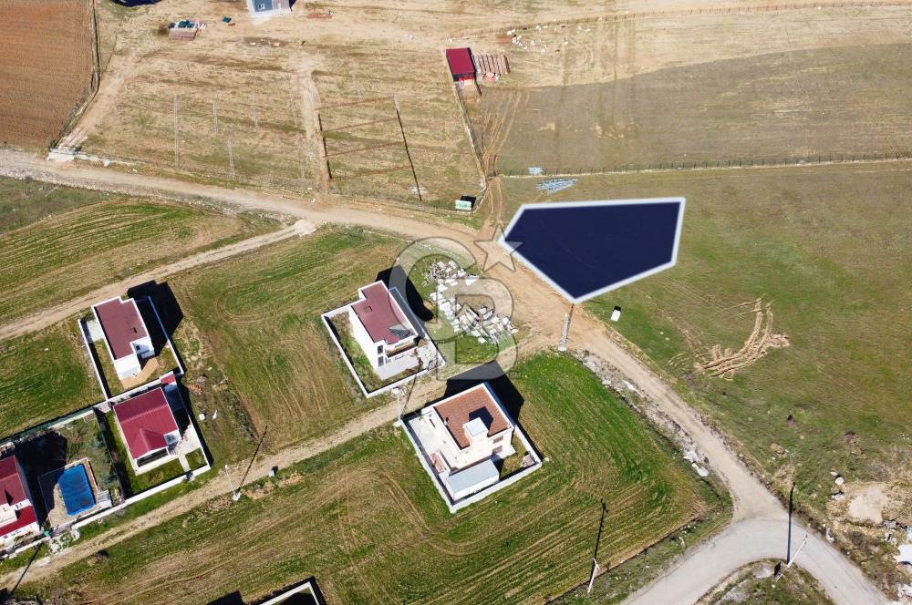 Çanakkale'de Önü Kapanmaz Deniz Manzaralı 511m² Villa Arsası