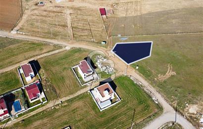 Çanakkale'de Önü Kapanmaz Deniz Manzaralı 511m² Villa Arsası