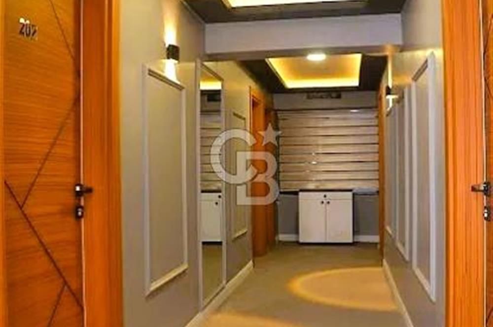 KUŞADASI KADINLAR DENİZİN'DE DENİZE 70 MT MESAFEDE SATILIK OTEL