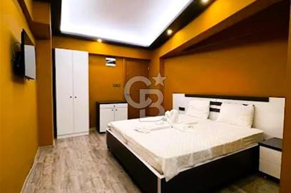 KUŞADASI KADINLAR DENİZİN'DE DENİZE 70 MT MESAFEDE SATILIK OTEL