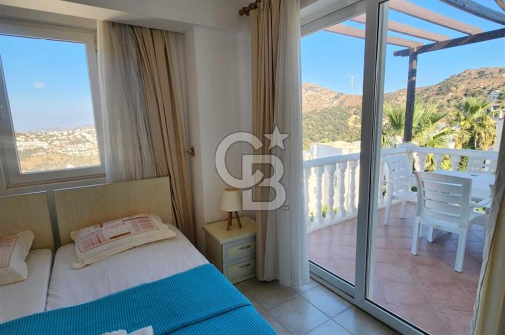 YALIKAVAK GERİŞ SOSYAL TESİSLİ SİTEDE DENİZ MANZARALI DAİRE