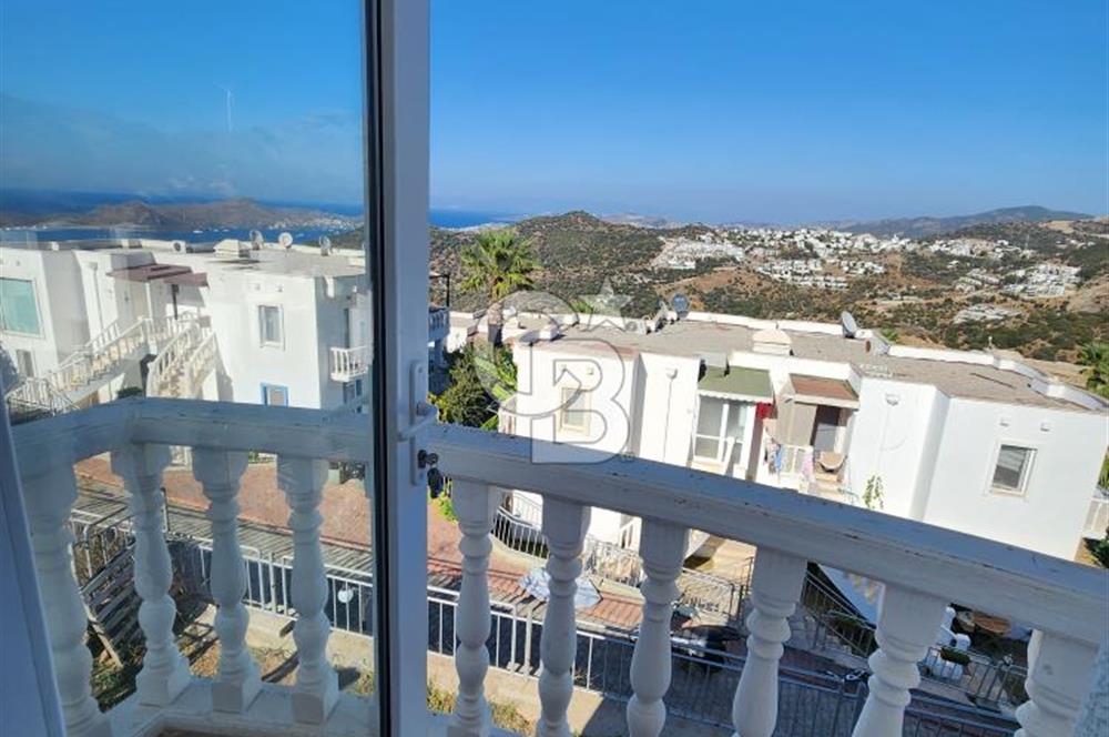 YALIKAVAK GERİŞ SOSYAL TESİSLİ SİTEDE DENİZ MANZARALI DAİRE