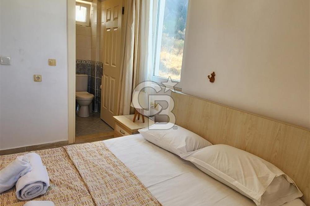 YALIKAVAK GERİŞ SOSYAL TESİSLİ SİTEDE DENİZ MANZARALI DAİRE