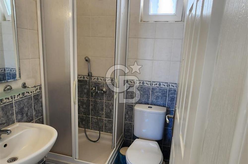 YALIKAVAK GERİŞ SOSYAL TESİSLİ SİTEDE DENİZ MANZARALI DAİRE