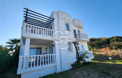 YALIKAVAK GERİŞ SOSYAL TESİSLİ SİTEDE DENİZ MANZARALI DAİRE